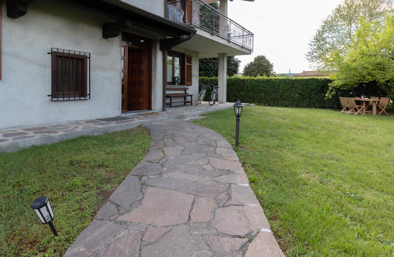 Profumodilago Angera Exterior foto